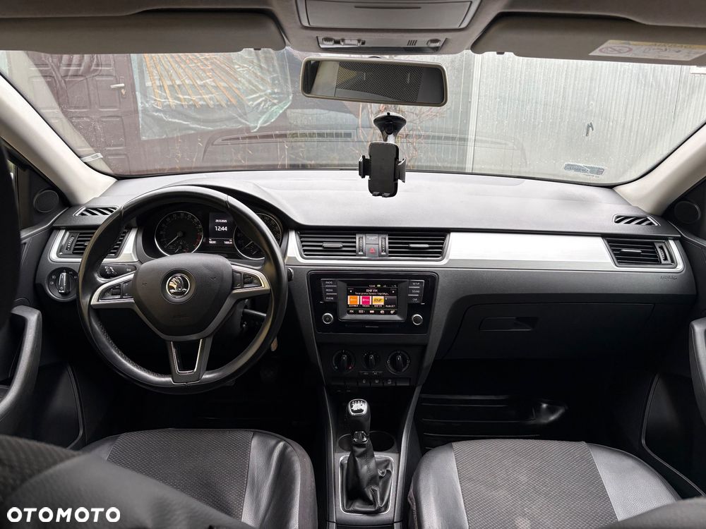 Skoda RAPID 1.6 TDI DPF Ambition - 7