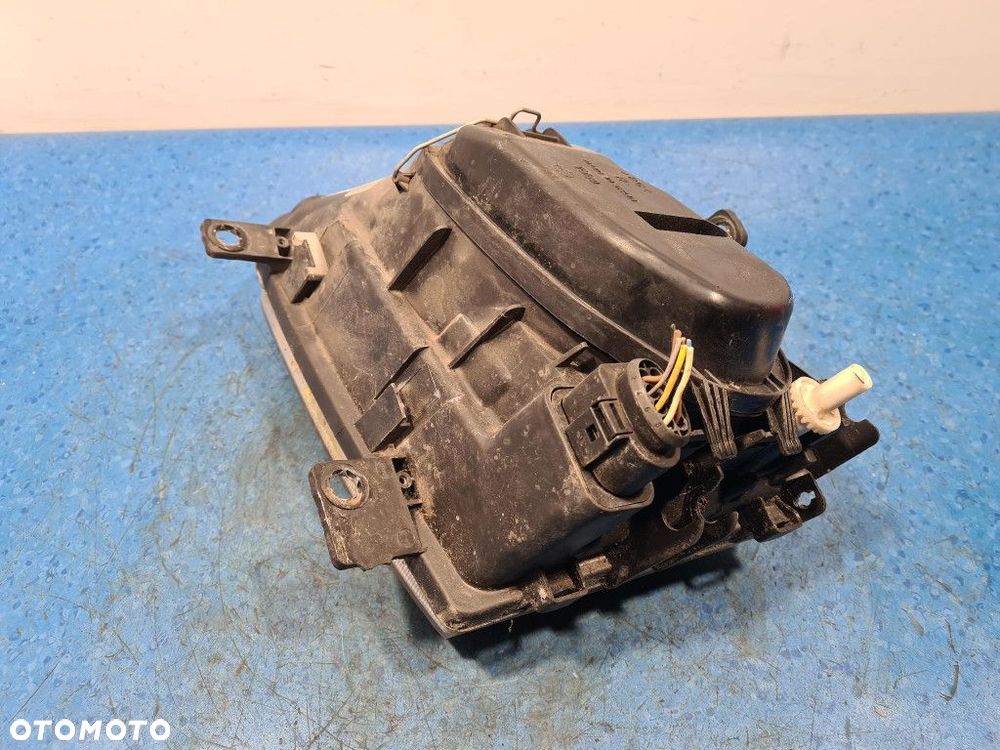 VOLKSWAGEN POLO III 6N2 REFLEKTOR PRAWY - 11