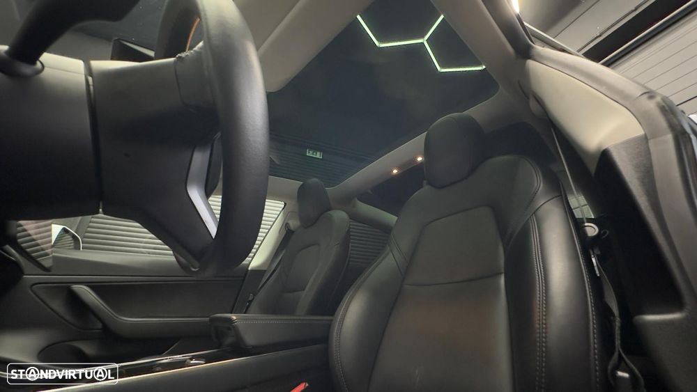 Tesla Model 3 Performance Dual Motor AWD - 23