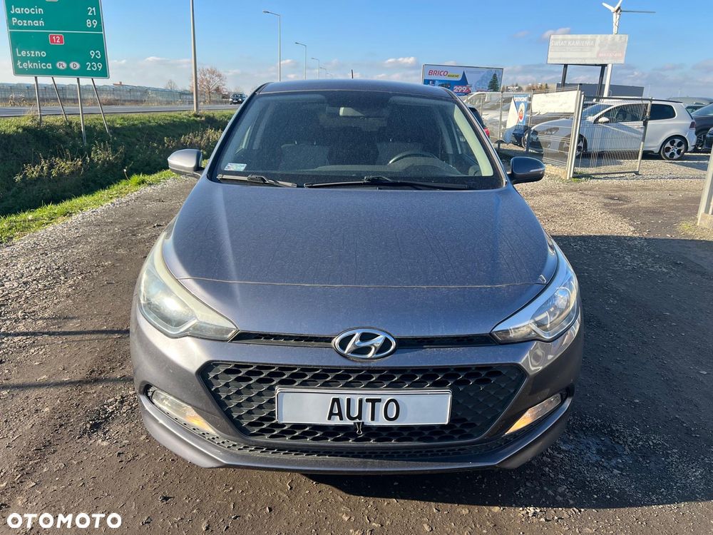 Hyundai i20 1.1 CRDi BlueDrive Elegant - 2