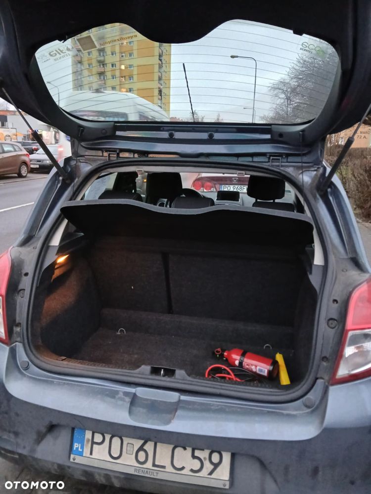 Renault Clio 1.2 16V Dwudziestka - 3