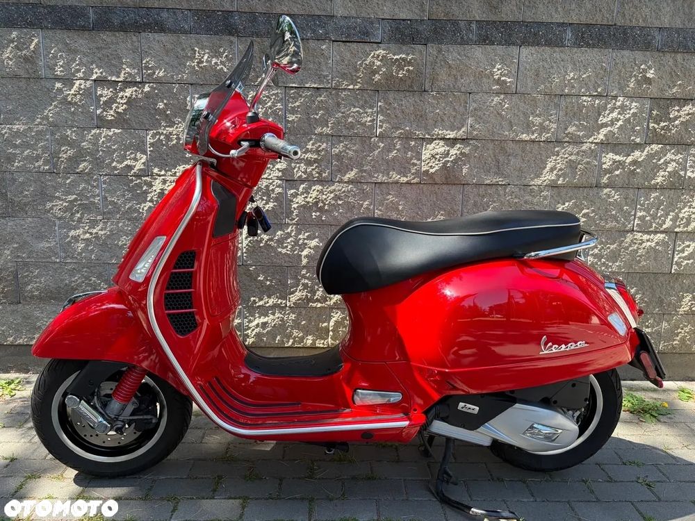 Vespa GTS - 1