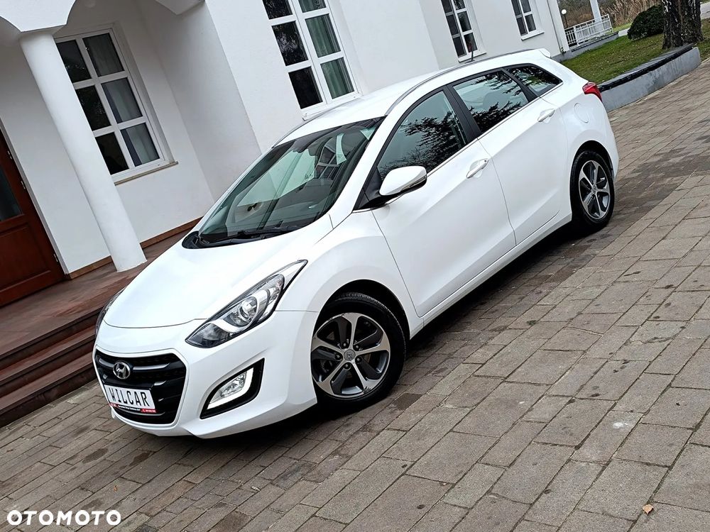 Hyundai i30 blue Kombi 1.6 GDi Style - 9