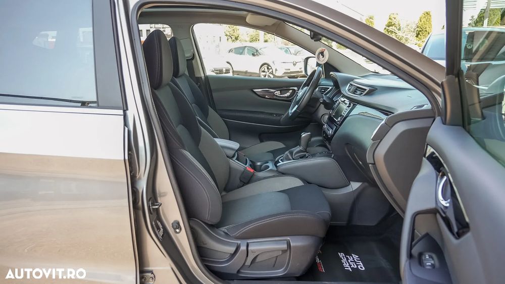 Nissan Qashqai 1.5 DCI DCT N-CONNECTA - 29