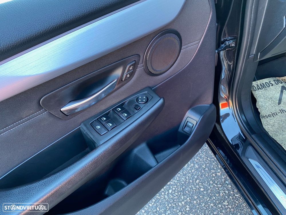 BMW 216 Active Tourer d Line Sport Auto - 20