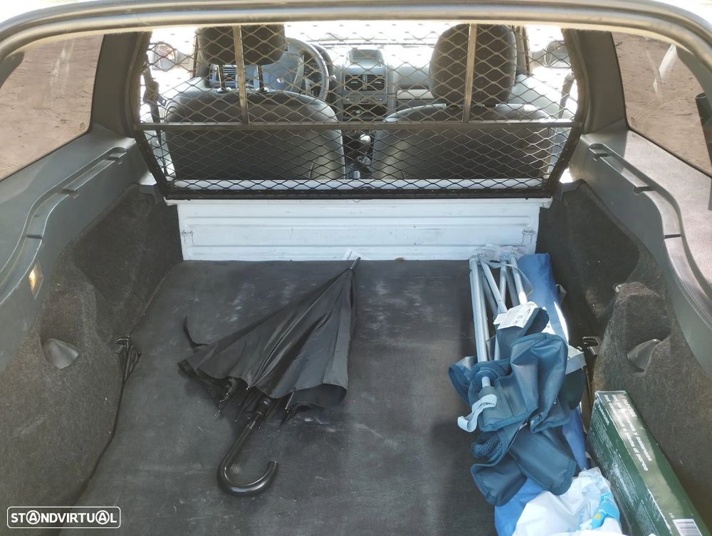 Renault Clio 1.5 dCi Authentique - 5