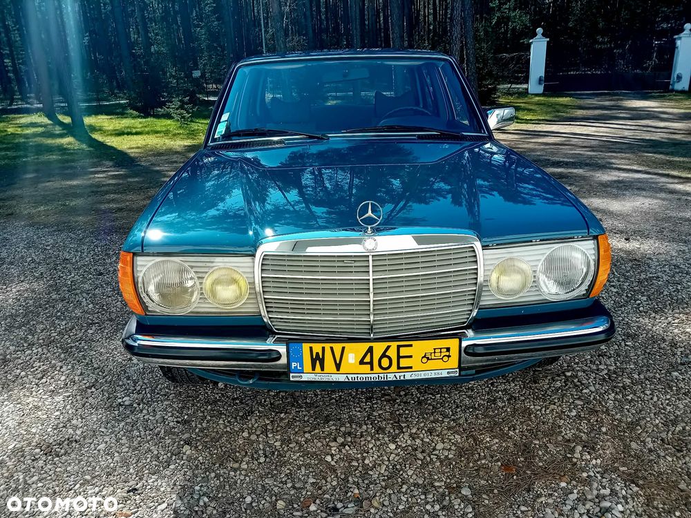 Mercedes-Benz W123 - 3