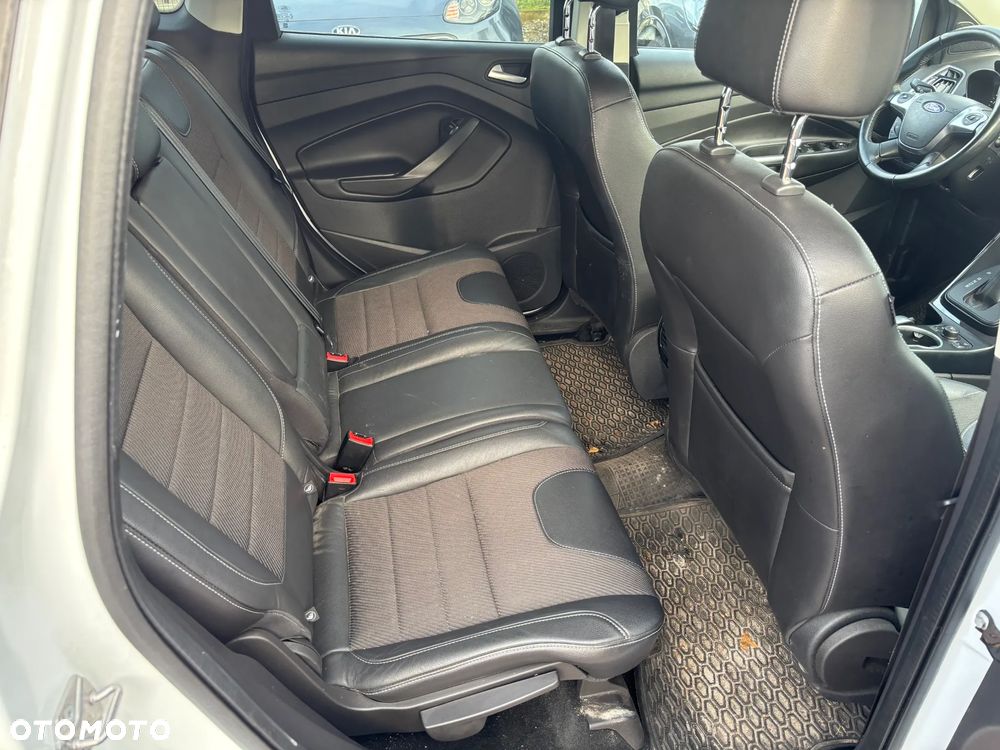 Ford Kuga 2.0 TDCi 4x4 Titanium - 11