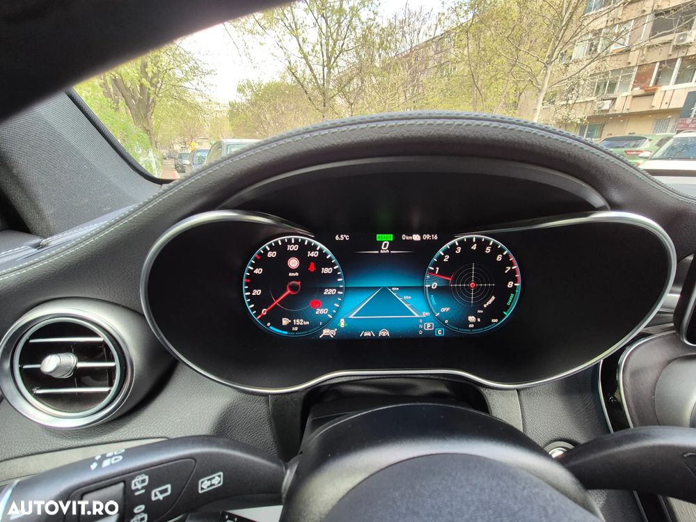 Mercedes-Benz GLC - 24