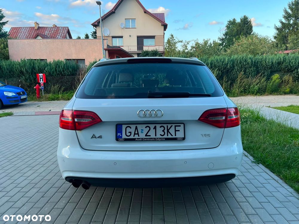 Audi A4 Avant 2.0 TDI - 6
