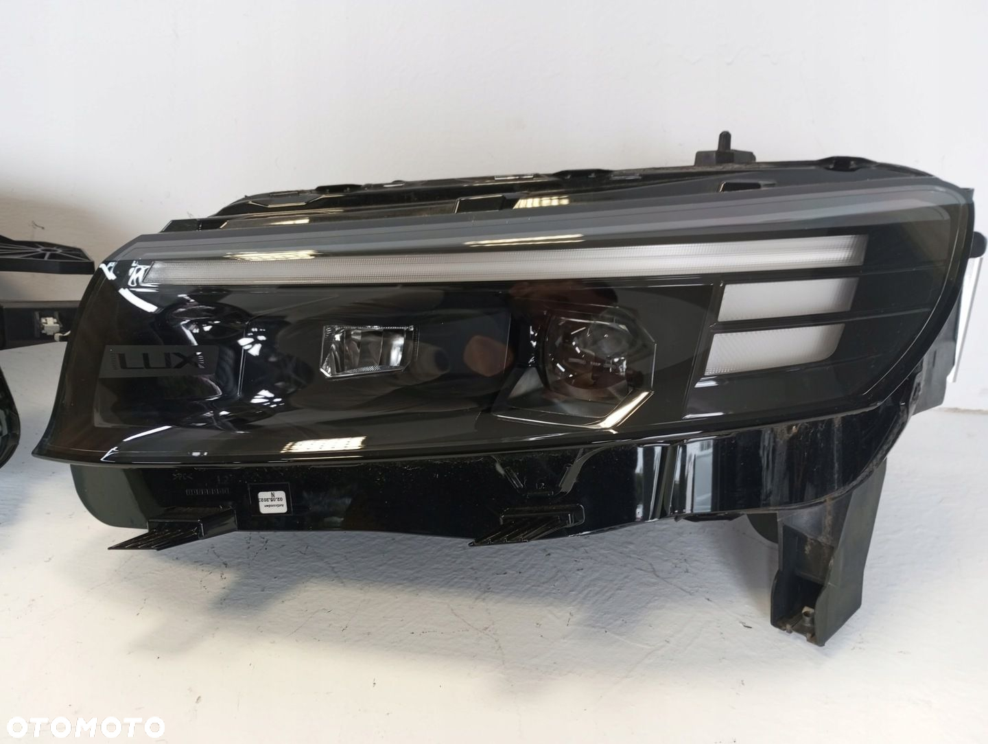 LAMPA LAMPY MATRIX LUX OPEL COMBO 24R 9852795980 9852840480 - 6