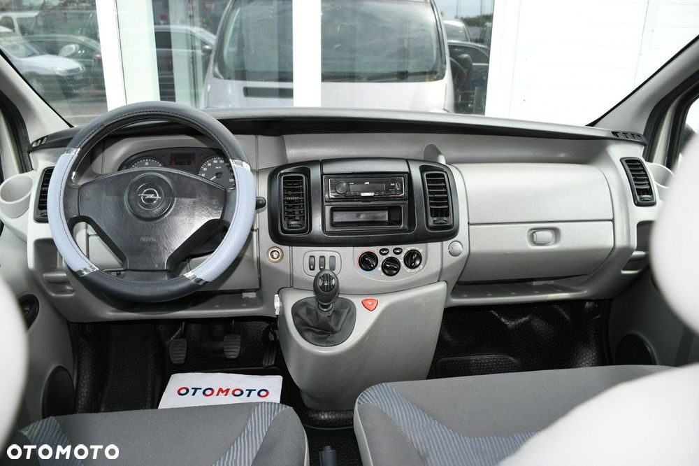 Opel Vivaro - 20