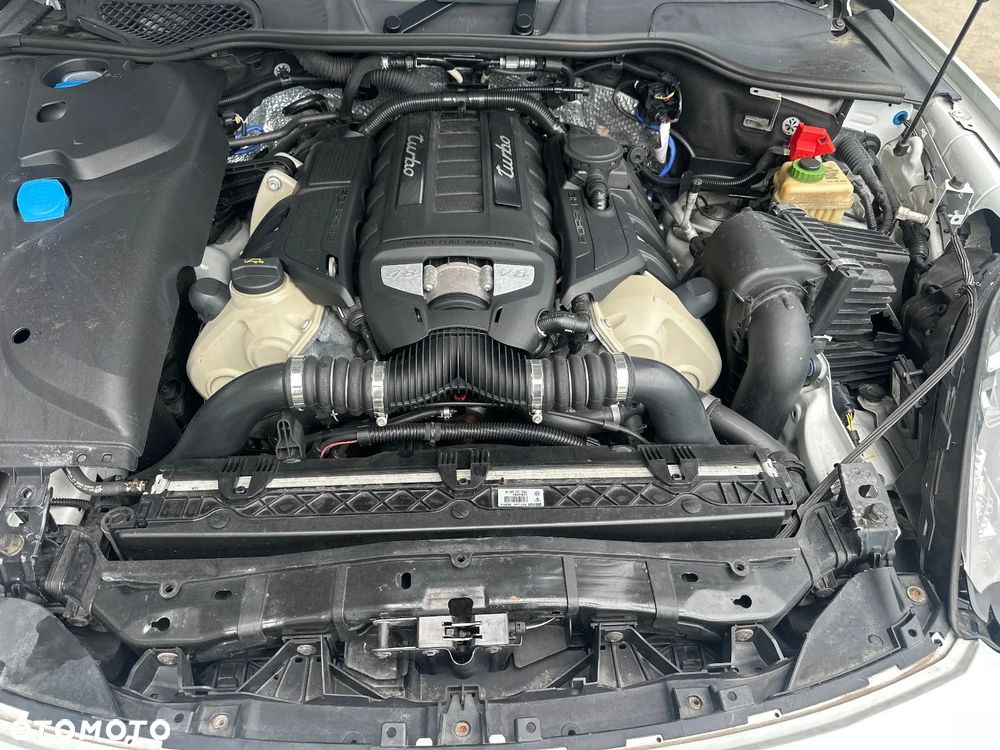 Porsche Cayenne - 19