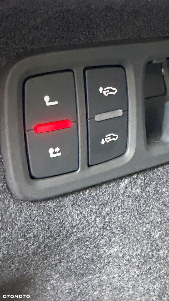 Audi Q8 TFSI e PHEV 290 kW Quattro Tiptronic - 17