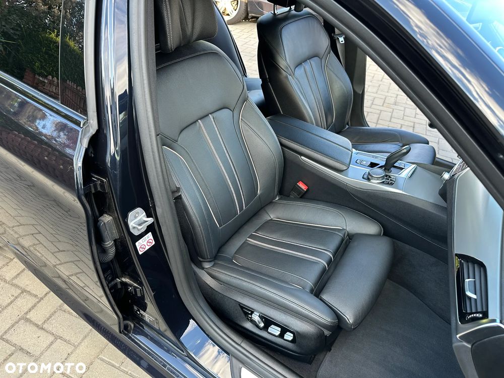 BMW Seria 5 - 25