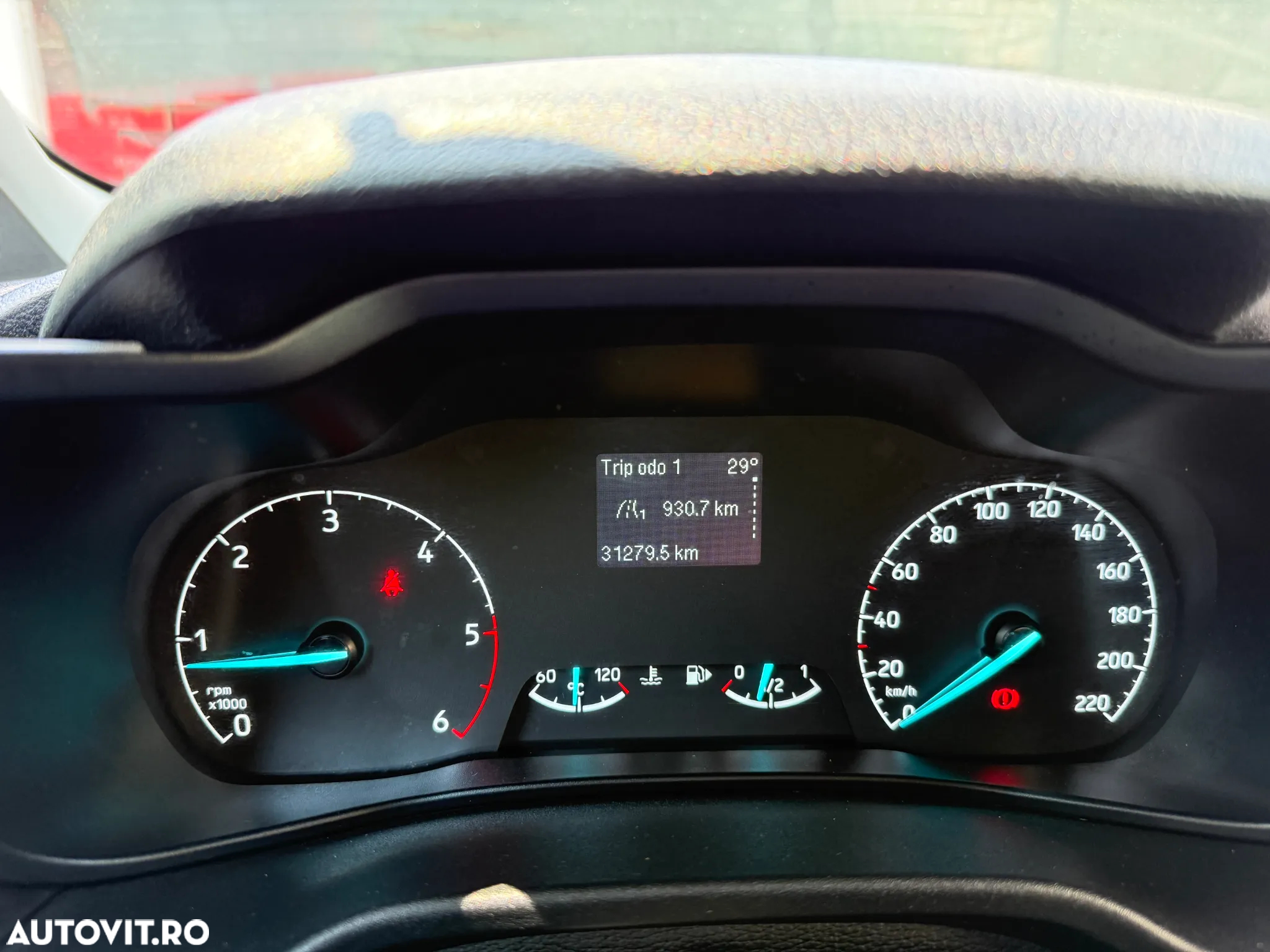 Ford Transit Connect 1.5 EcoBlue 100CP 6MT Kombi Commercial L2 Active - 16