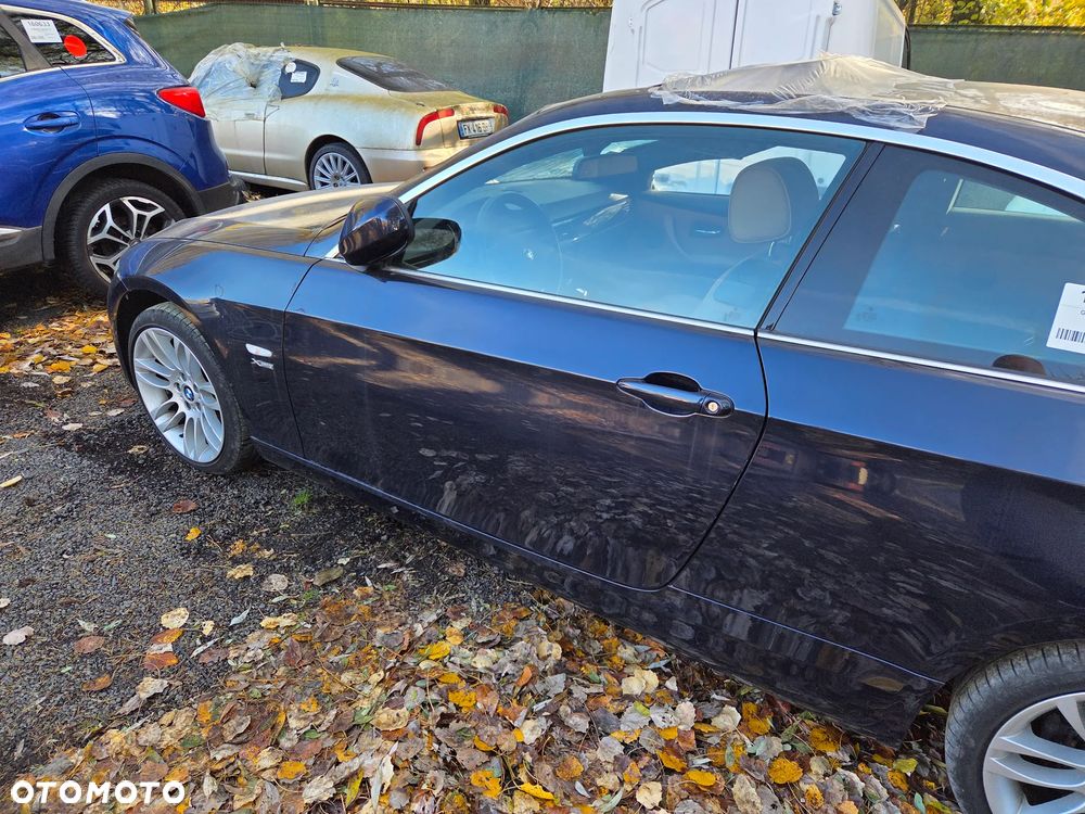 BMW Seria 3 325i xDrive Coupe M Sport Edition - 11