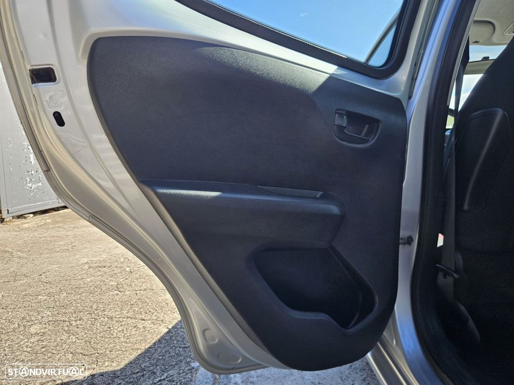 Peugeot 108 1.0 VTi Active - 39