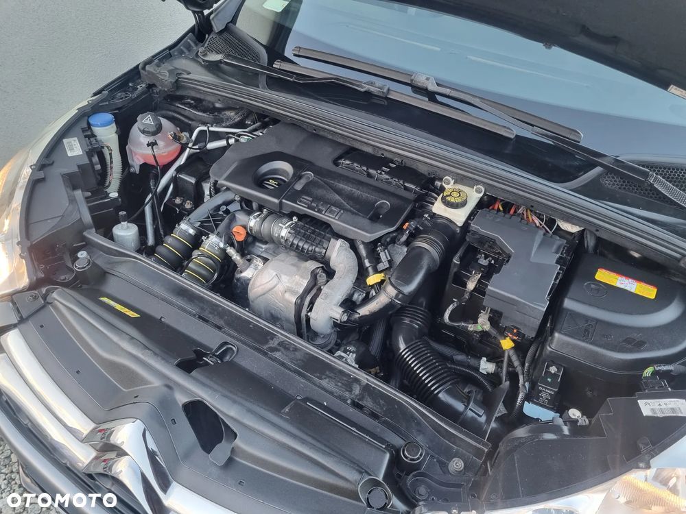 Citroën DS4 1.6 e-HDi SoChic MCP - 14