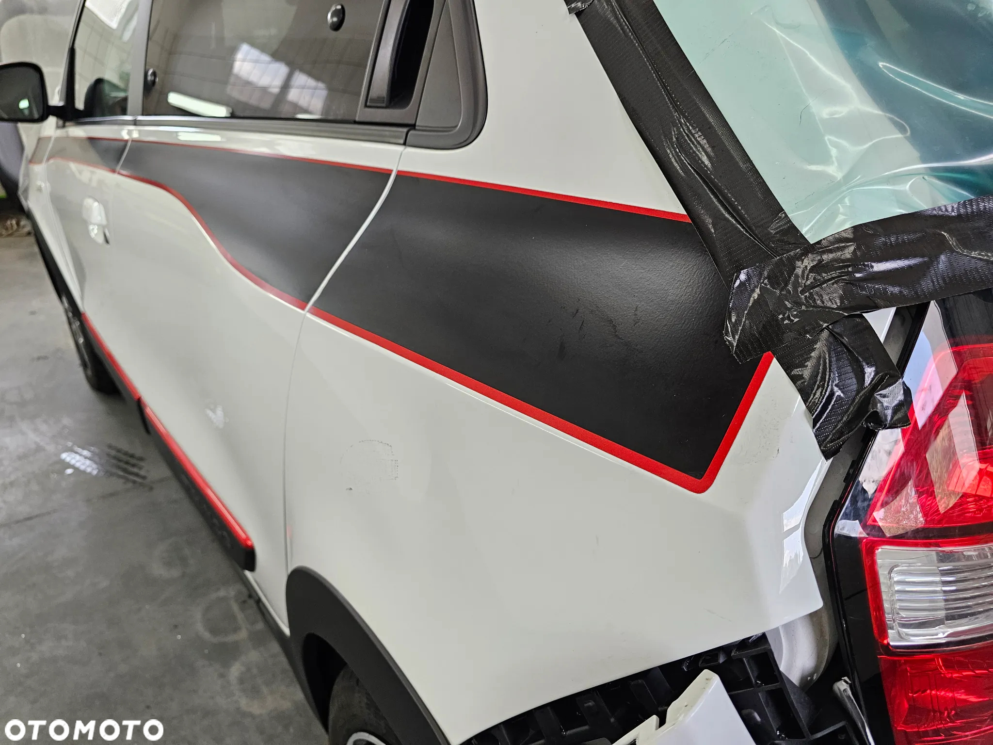 Renault Twingo ENERGY TCe 90 EDC Intens - 8
