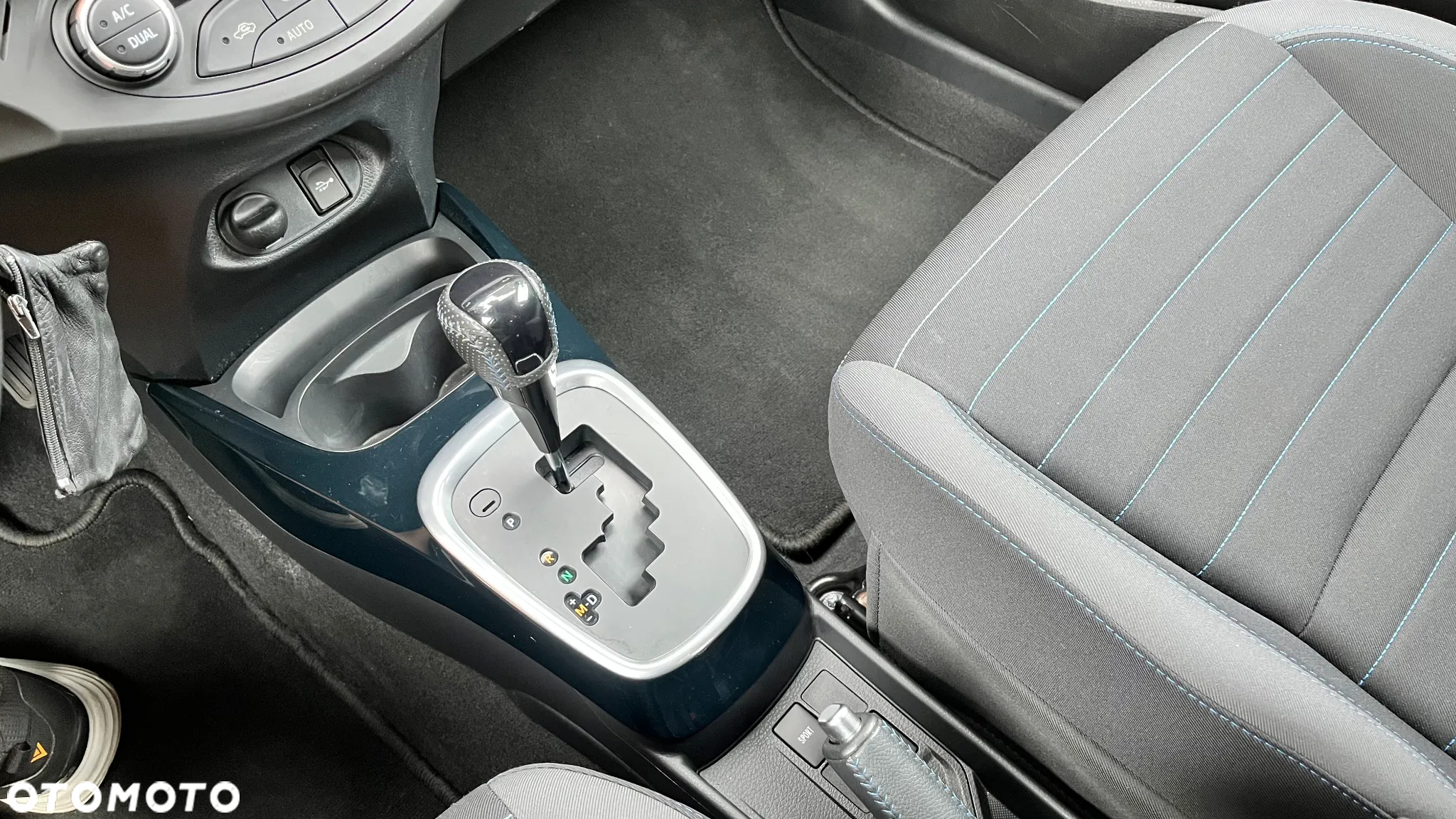Toyota Yaris 1.5 Selection CVT - 5