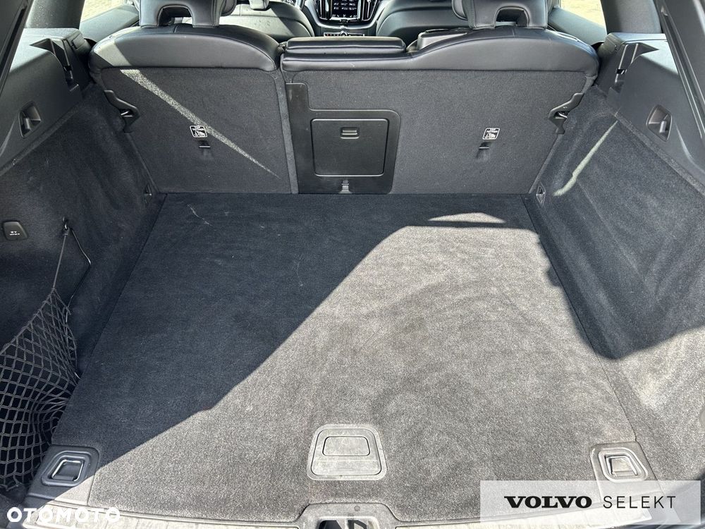 Volvo XC 60 - 22