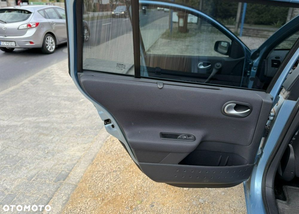 Renault Megane - 14
