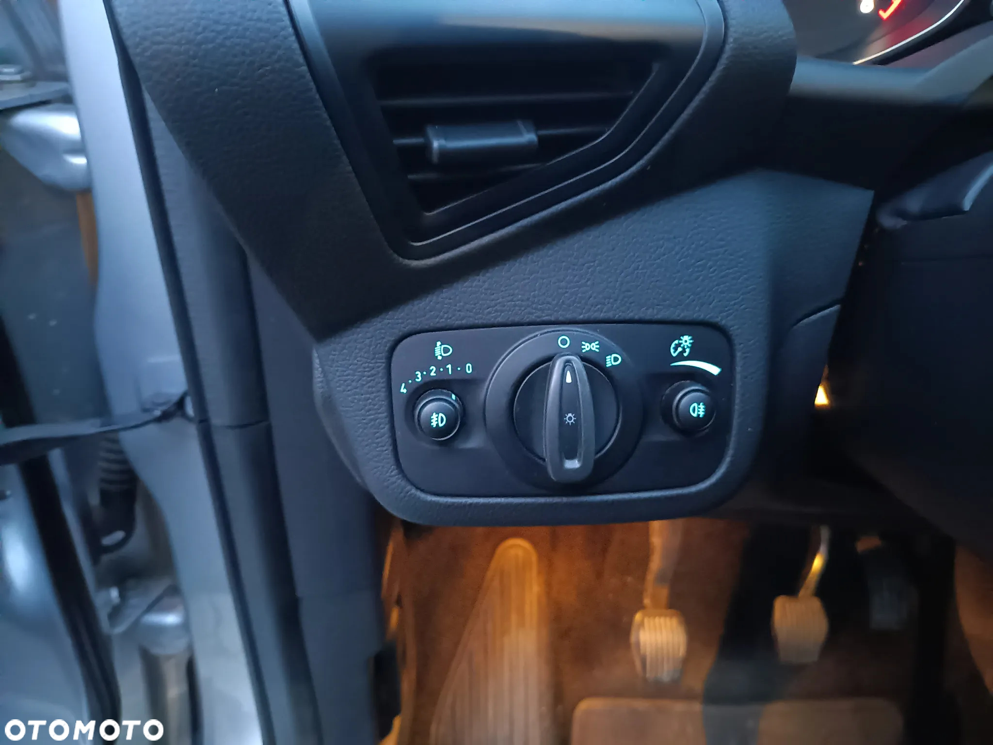 Ford Kuga 1.5 EcoBoost FWD Titanium ASS - 13