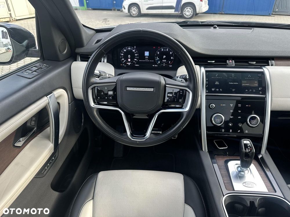 Land Rover Discovery Sport - 16