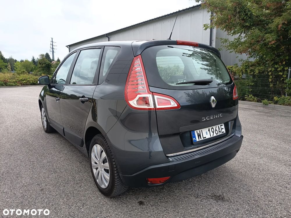 Renault Scenic 1.6 16V 110 TomTom Edition - 6