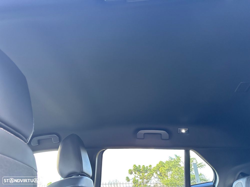 Peugeot 2008 1.2 PureTech Allure Pack - 21