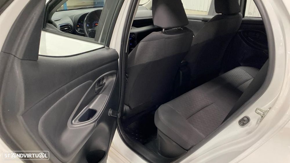 Toyota Yaris 1.5 HDF Comfort - 6