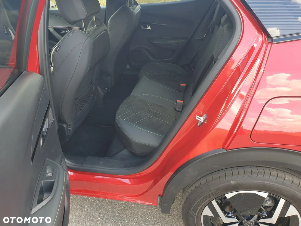 Peugeot 2008 PureTech 130 GT S&S EAT8 - 17