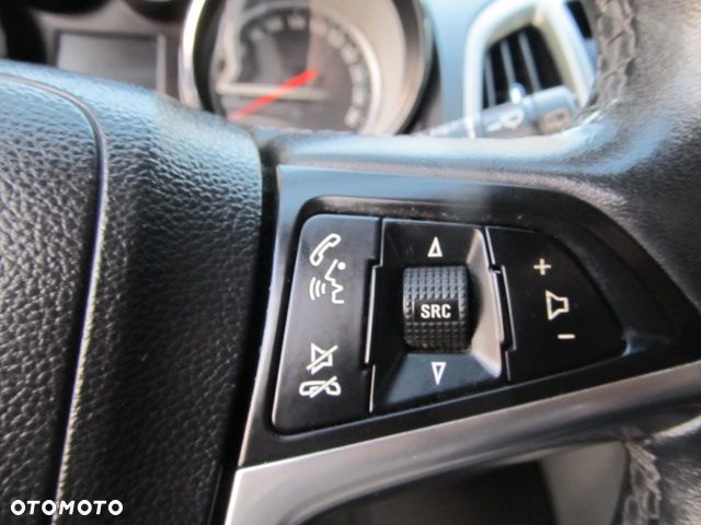 Opel Astra 1.4 T Cosmo - 26