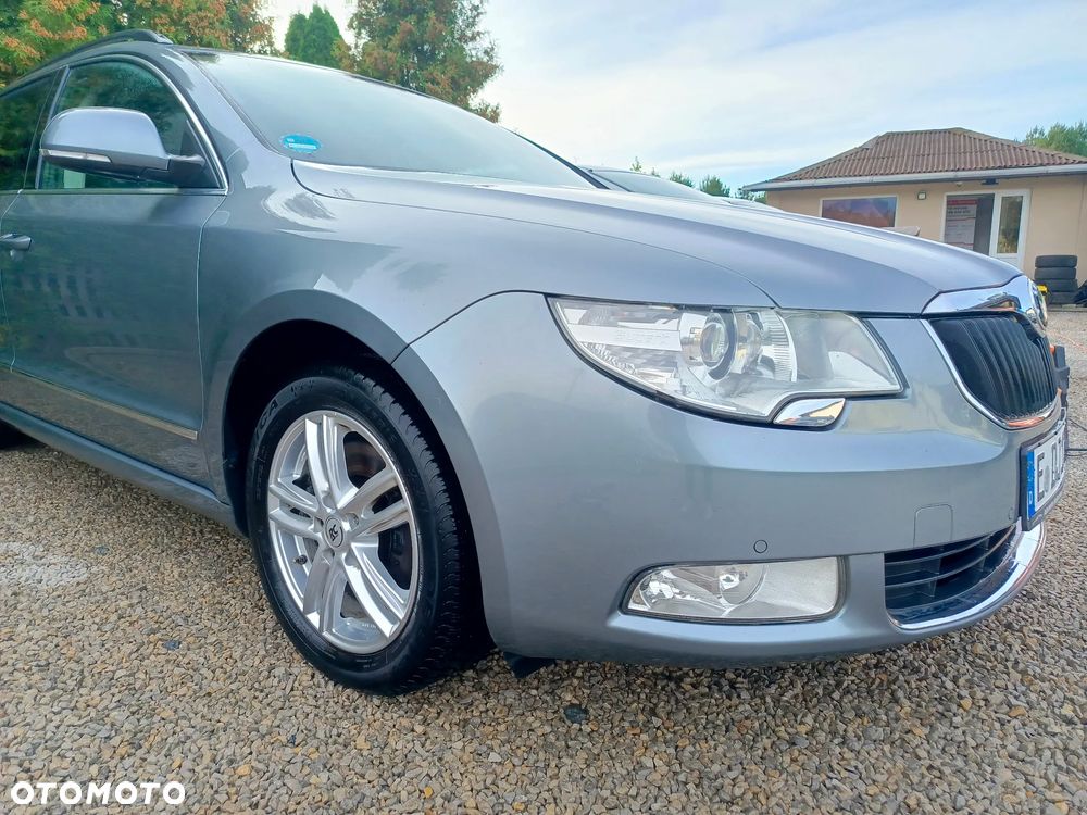 Skoda Superb 1.8 TSI DSG Elegance - 4