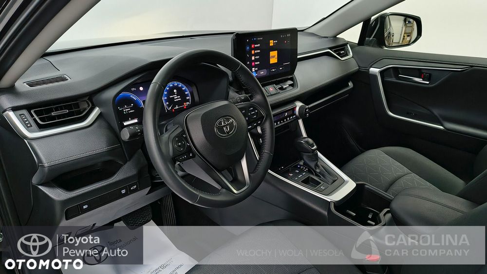 Toyota RAV4 - 8