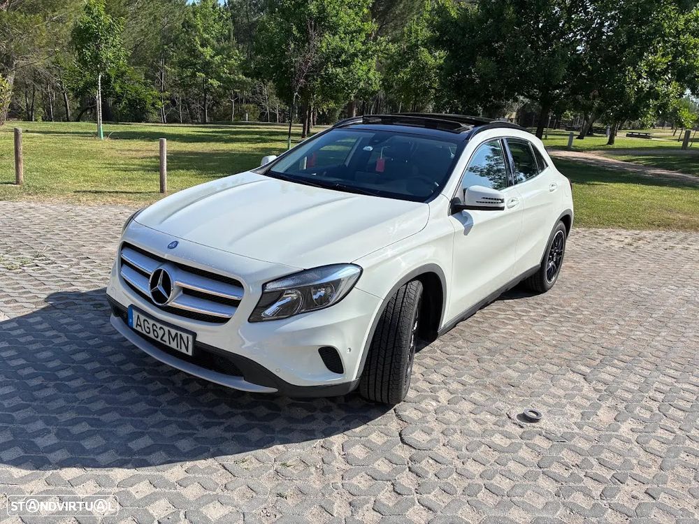 Mercedes-Benz GLA 180 d - 1