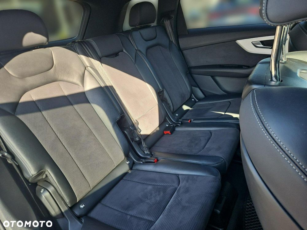 Audi Q7 - 28