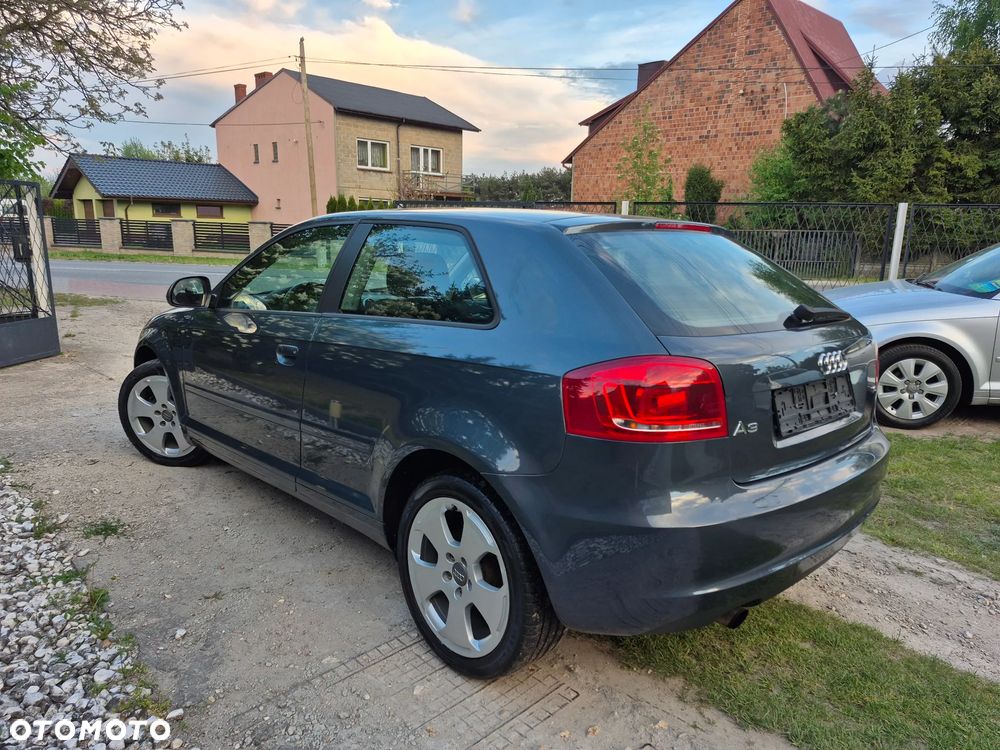 Audi A3 3-drzwiowe 1.6 S line Sportpaket (plus) - 3