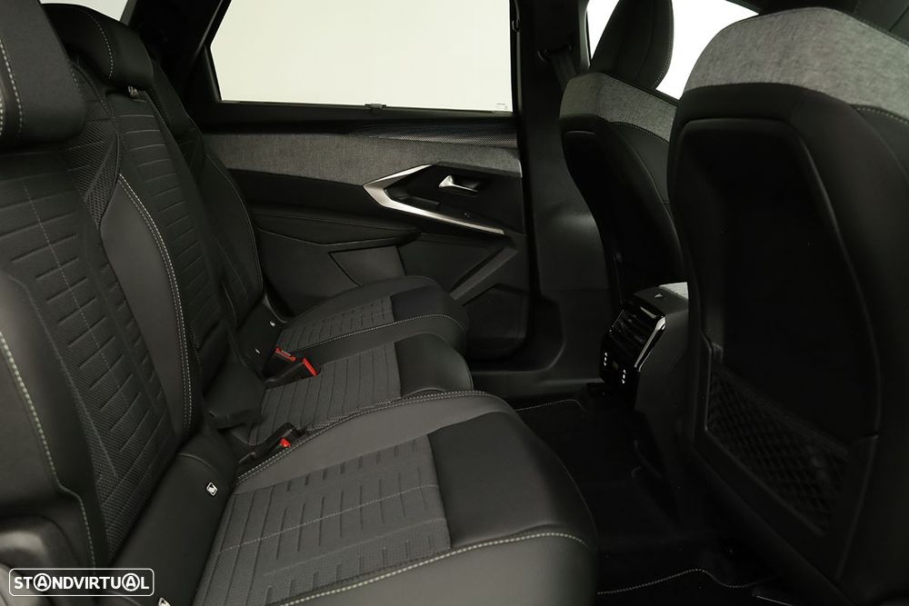 Peugeot 5008 1.2 Hybrid GT e-DCS6 - 21