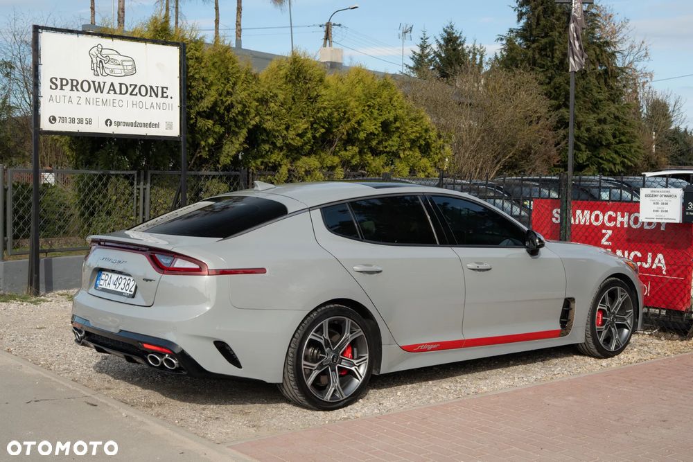 Kia Stinger - 5