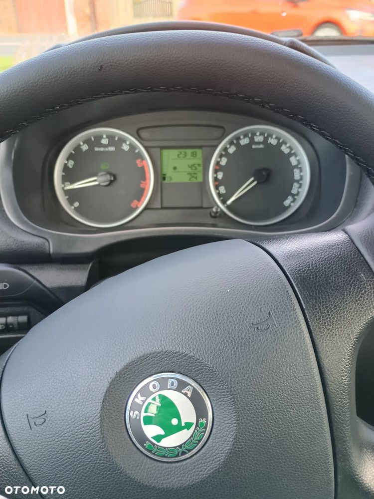 Skoda Fabia 1.2 HTP Cool Edition - 7