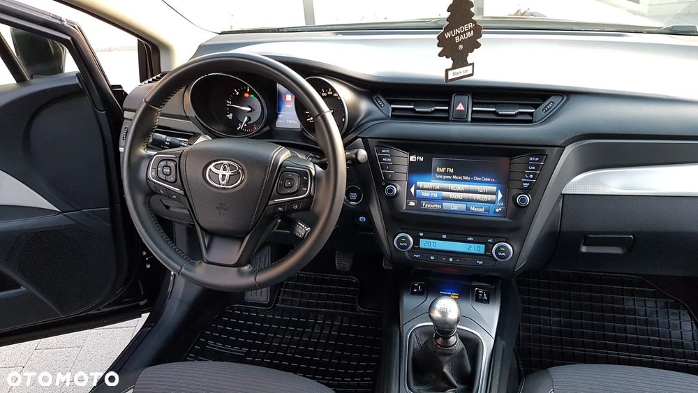 Toyota Avensis 2.0 D-4D Prestige - 24