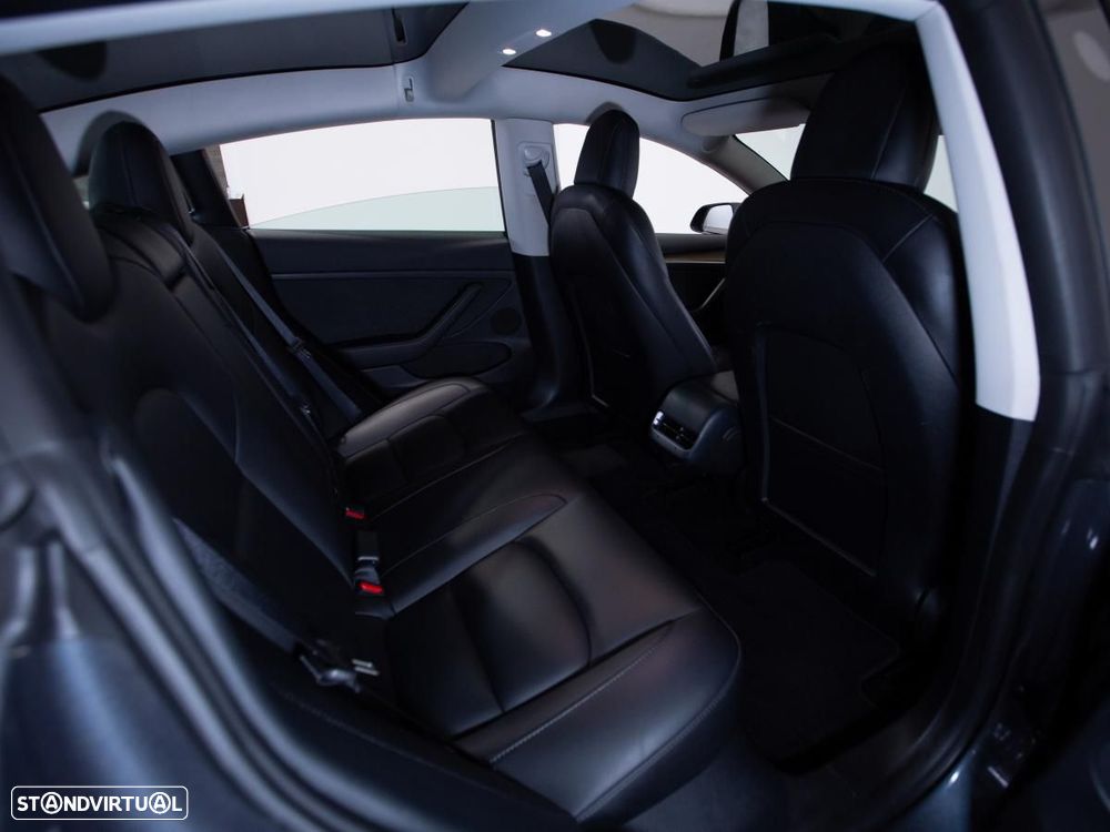 Tesla Model 3 Long Range RWD - 13