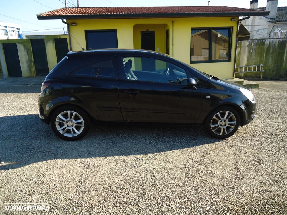 Opel Corsa 1.3 CDTi Black Edition ecoFLEX - 4