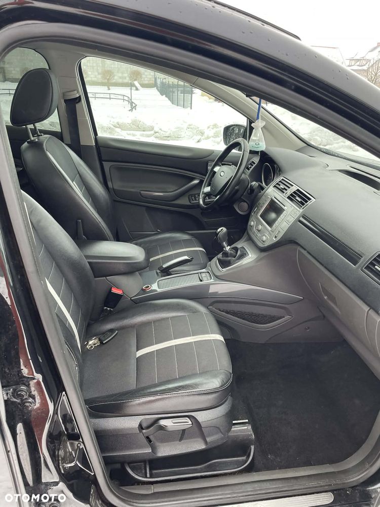 Ford Kuga 2.0 TDCi 4x4 Titanium - 7