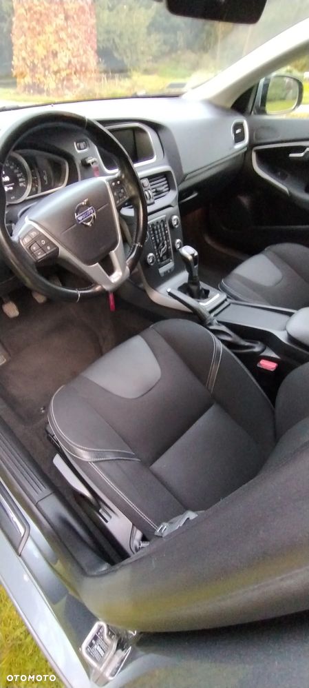 Volvo V40 - 11