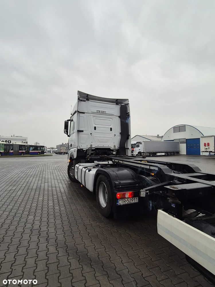 Mercedes-Benz Actros MP4 - 4