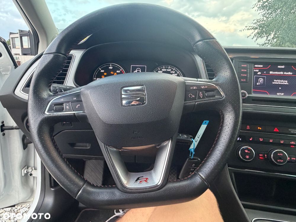 Seat Leon 2.0 TDI FR Black S&S - 11