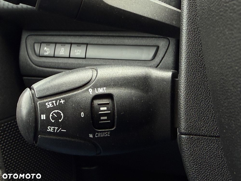 Peugeot 2008 1.6 BlueHDi Style - 18